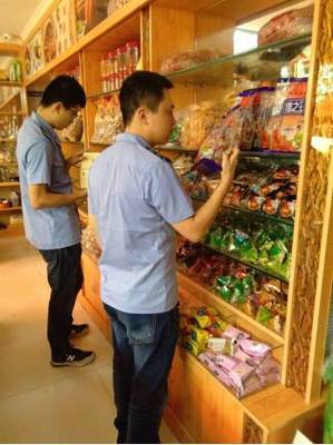 長風站食品安全百日大排查行動 筑牢食品銷售安全防線